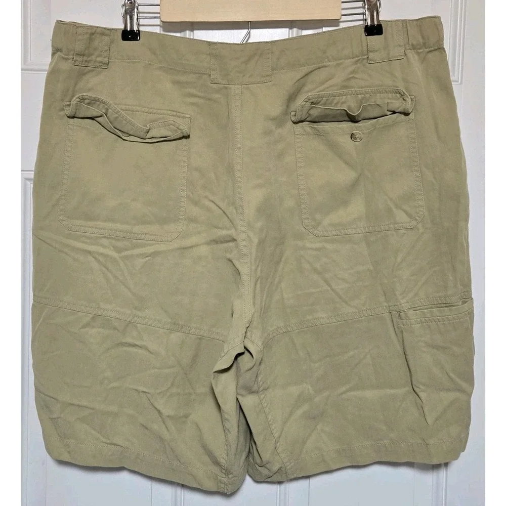 Tommy‎ Bahama Shorts Mens Size 40 Inseam 9